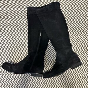 La CANADIENNE Sleek Black Over the Knee Boots